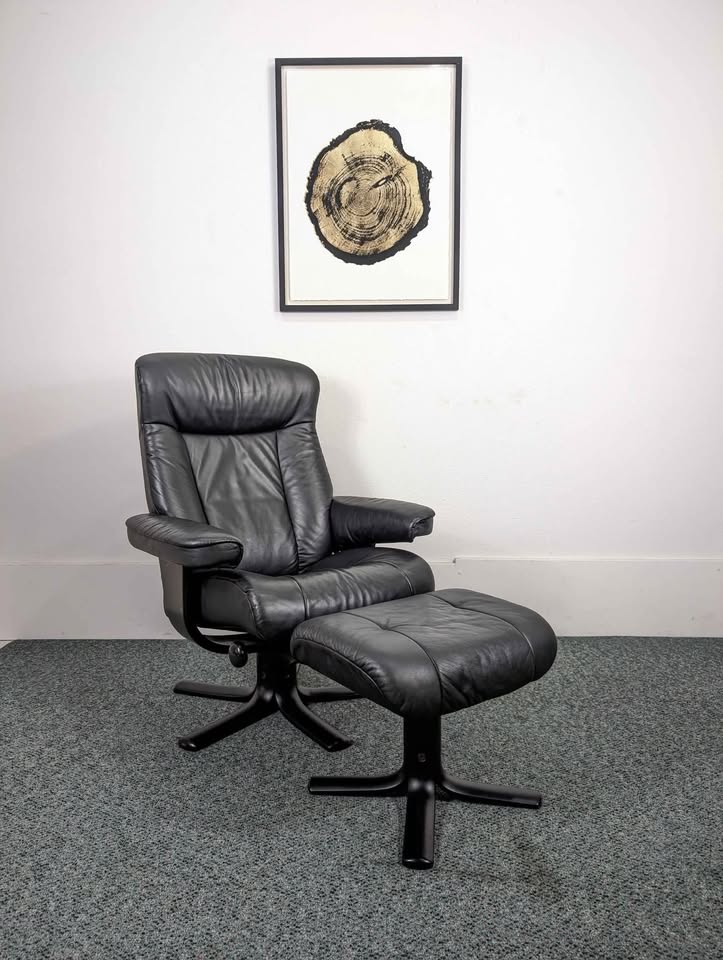 Small Black Leather Stressless Lounge Chair Recliner & Ottoman by Fjords
