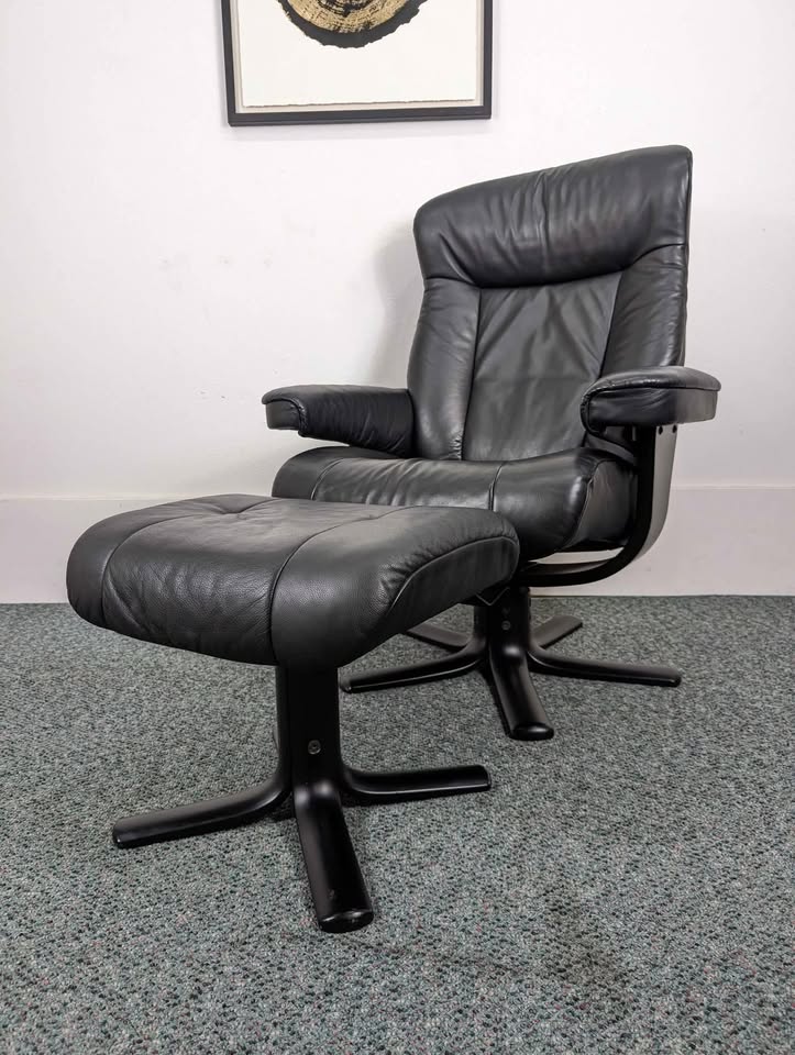 Small Black Leather Stressless Lounge Chair Recliner & Ottoman by Fjords