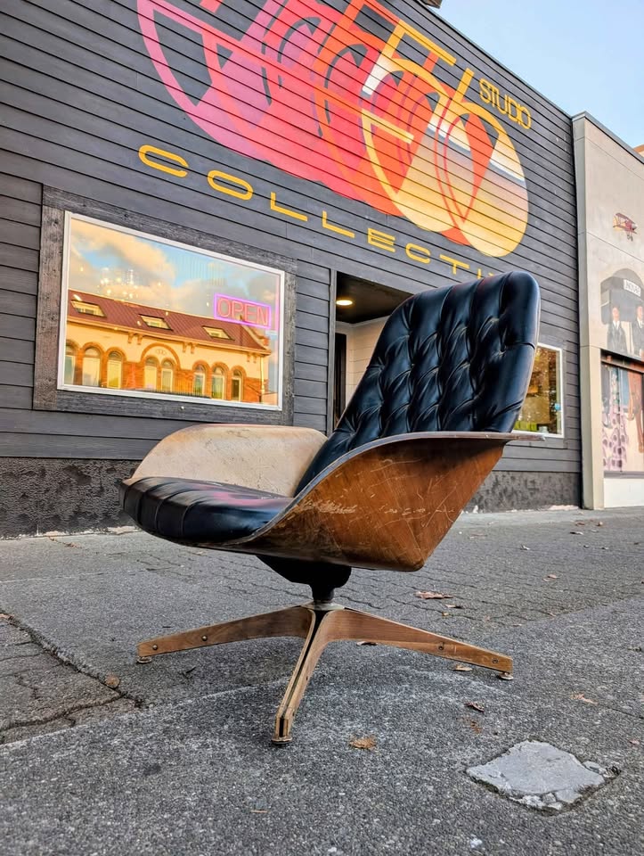 Iconic MCM Mr. Chair by George Mulhauser for Plycraft