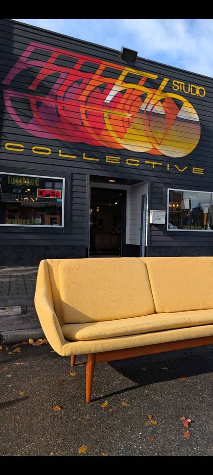 Gorgeous Scandinavian Sofa by Gerhard Berg for Lk Hjelle