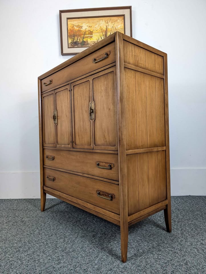 MCM Meridian Collection Gentlemen's Chest Highboy by Drexel