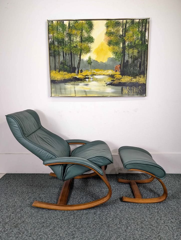 Ekornes Stressless Teak & Leather Lounge Chair Rocker Recliner & Ottoman