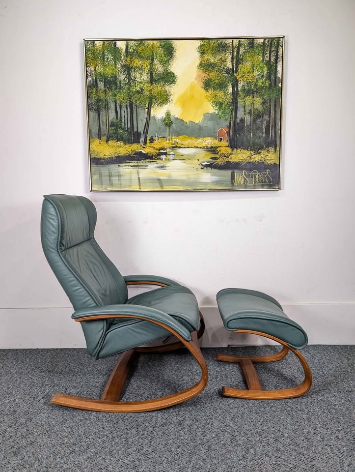 Ekornes Stressless Teak & Leather Lounge Chair Rocker Recliner & Ottoman