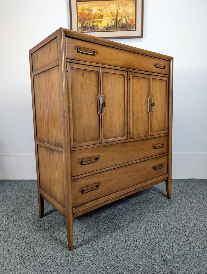 MCM Meridian Collection Gentlemen's Chest Highboy by Drexel