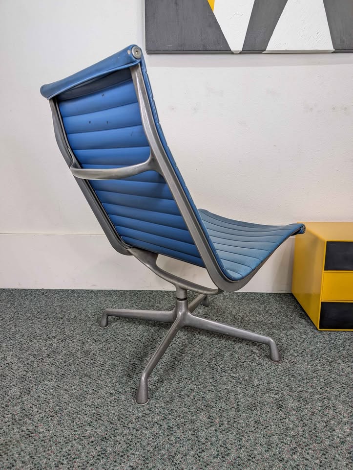 MCM Vintage Blue Herman Miller Aluminum Group Swivel Chair