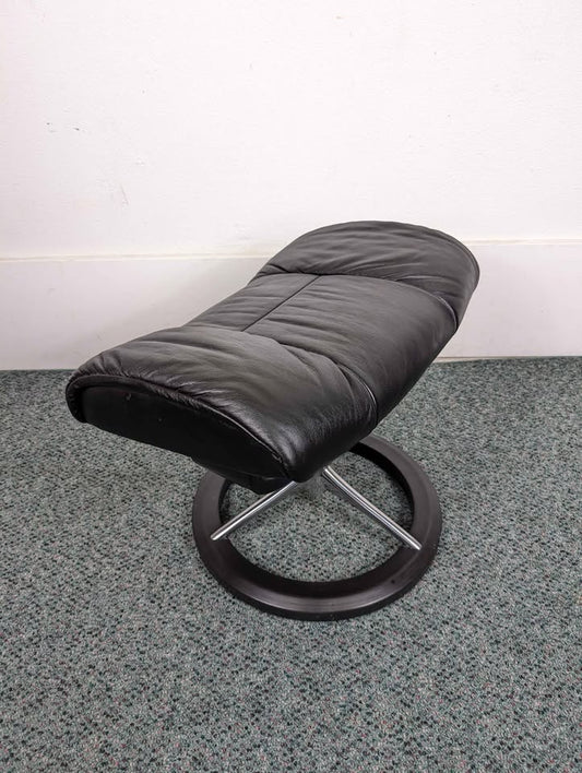 Ekornes Stressless Black Leather Signature Base Lounge Chair Ottoman