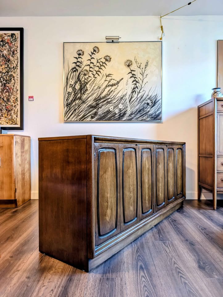 Large MCM Vintage Emphasis Collection Walnut Credenza by Broyhill