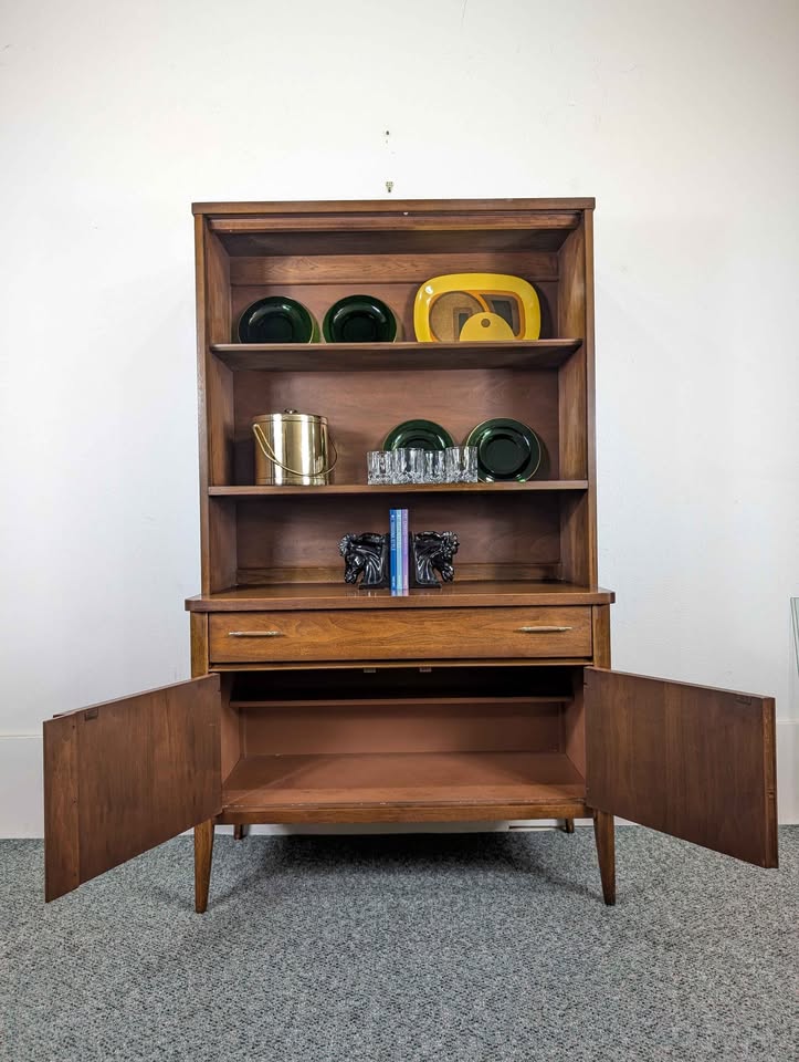 MCM Vintage Broyhill Saga Petite China Hutch Buffet