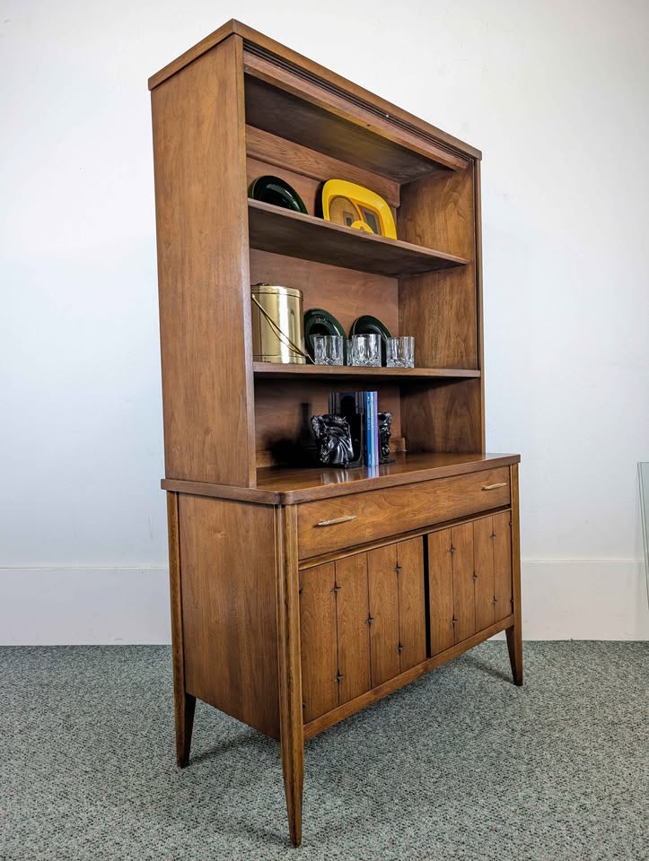 MCM Vintage Broyhill Saga Petite China Hutch Buffet