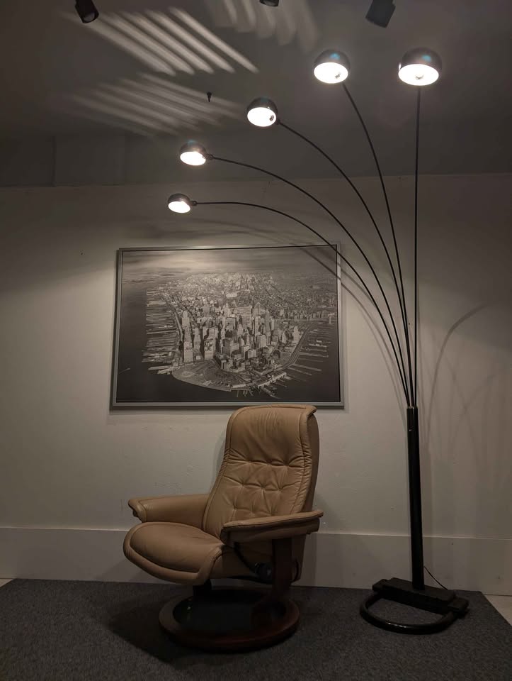 Vintage MCM / Postmodern Black & Brass 5 Light Floor Arc Lamp