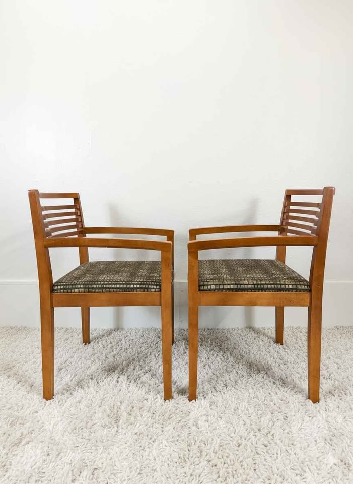 Vintage Pair of Postmodern Ricchio Chairs by Knoll