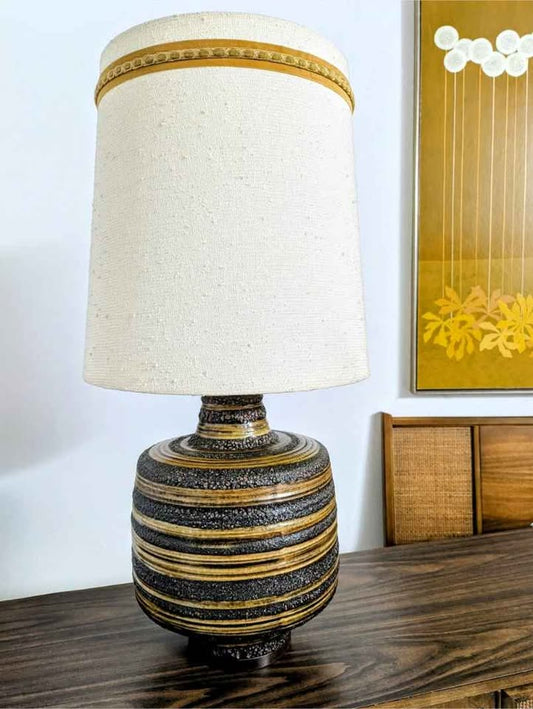 Beautiful Large MCM Vintage Pottery Table Lamp