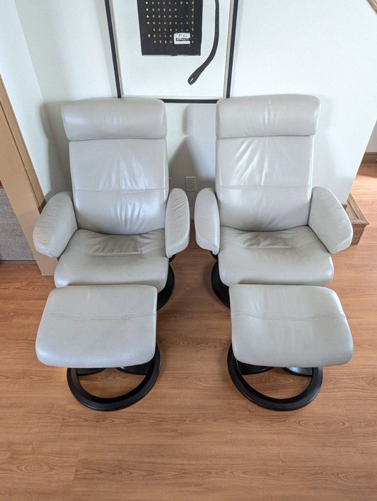 IMG by Ekornes Stressless Gray Leather Lounge Chair Recliners & Ottomans