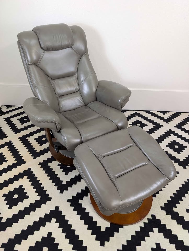 Stressless Style Grey Leather Lounge Chair & Ottoman by Faringdon for Macy's