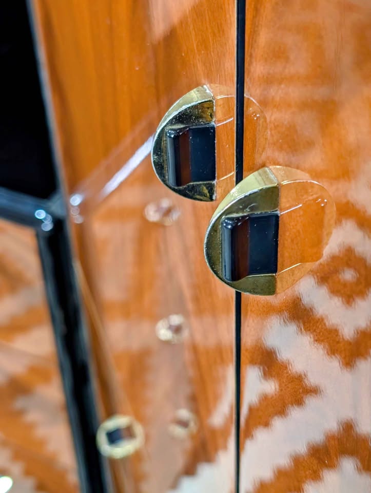 Lacquered Vintage Italian Art Deco 6 Piece King Bedroom Set