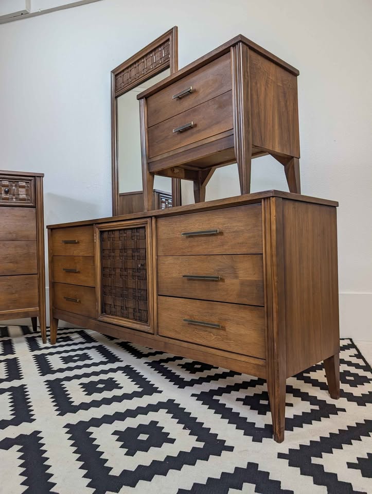 Mid Century Modern 4 Piece American Walnut Bedroom Set