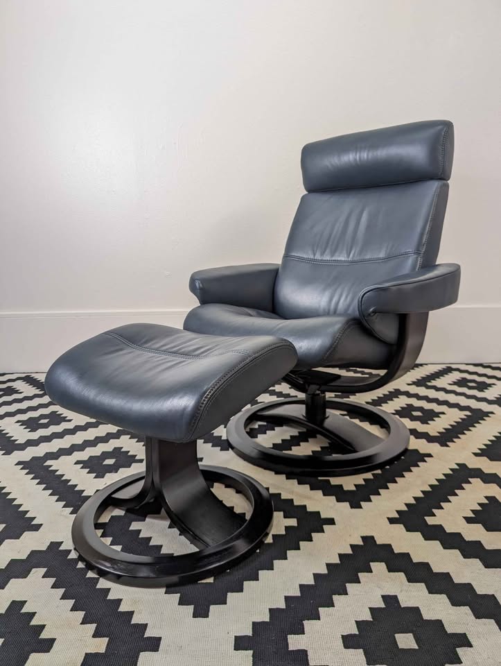 Scandinavian Oslo Collection Blue Leather Recliner by Nordic Home