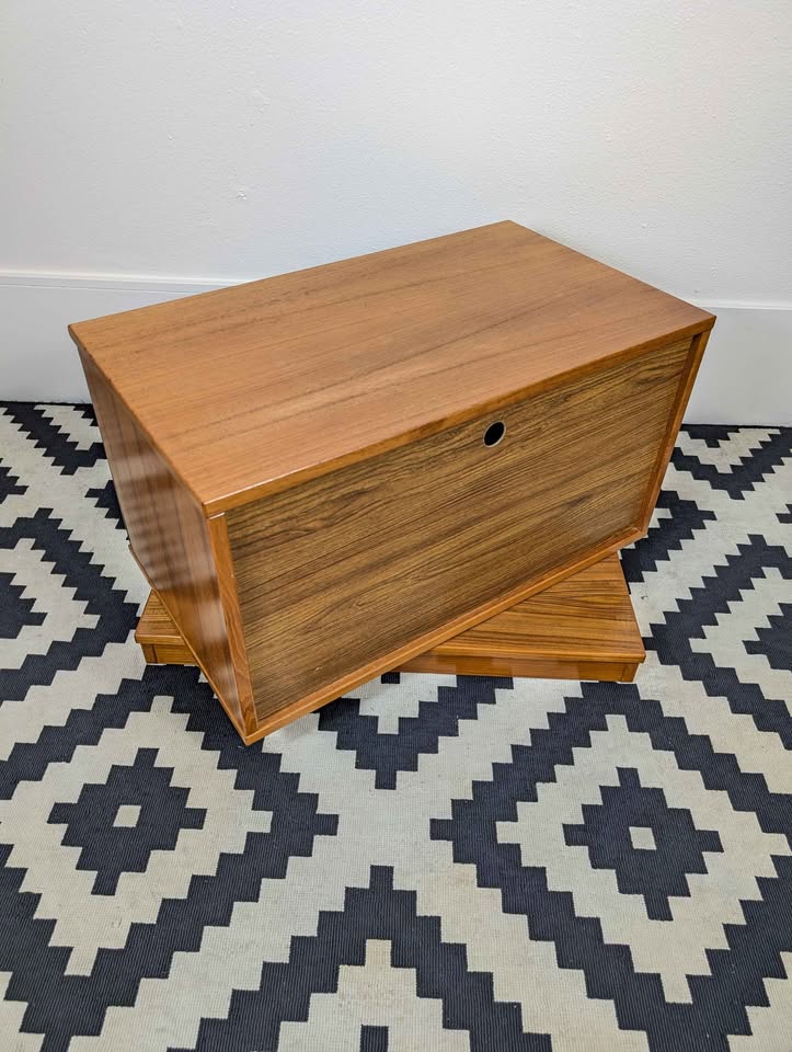 Danish Modern Teak Record Player Stand & Vinyl Storage Media Cabinet