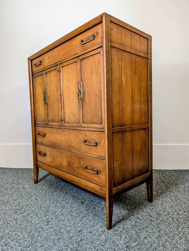 MCM Meridian Collection Gentleman's Chest Highboy by Drexel