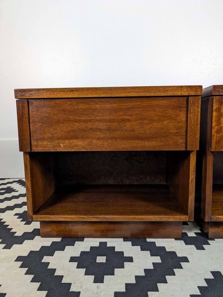 MCM Pair of American Walnut Nightstands by Lane