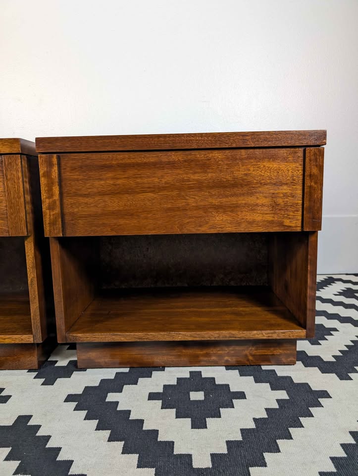 MCM Pair of American Walnut Nightstands by Lane