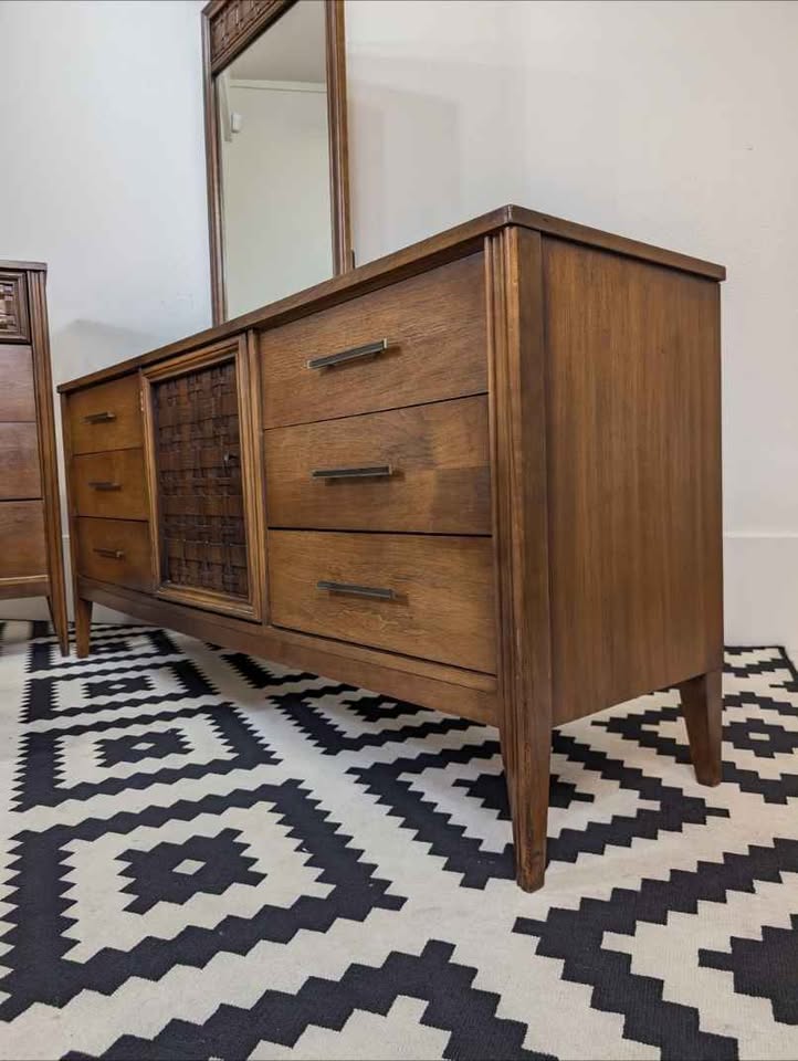 Mid Century Modern 4 Piece American Walnut Bedroom Set