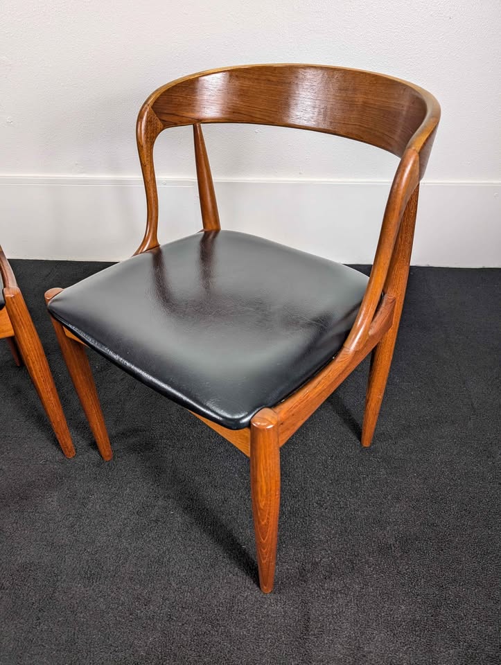 Danish Teak Model 16 Chairs by Johannes Andersen for Uldum
