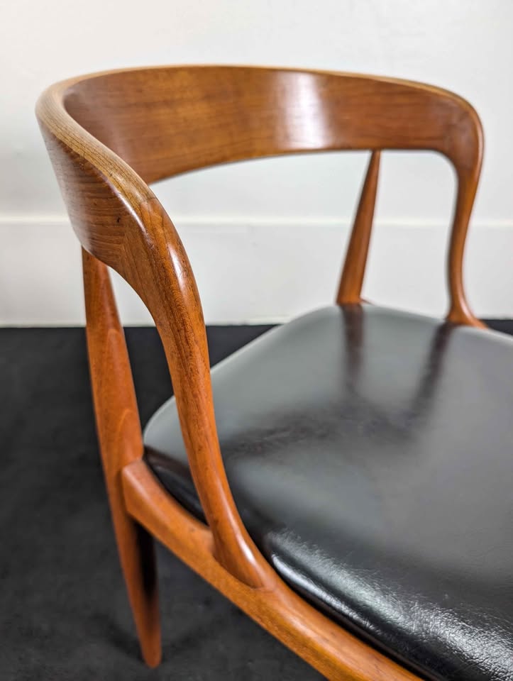 Danish Teak Model 16 Chairs by Johannes Andersen for Uldum