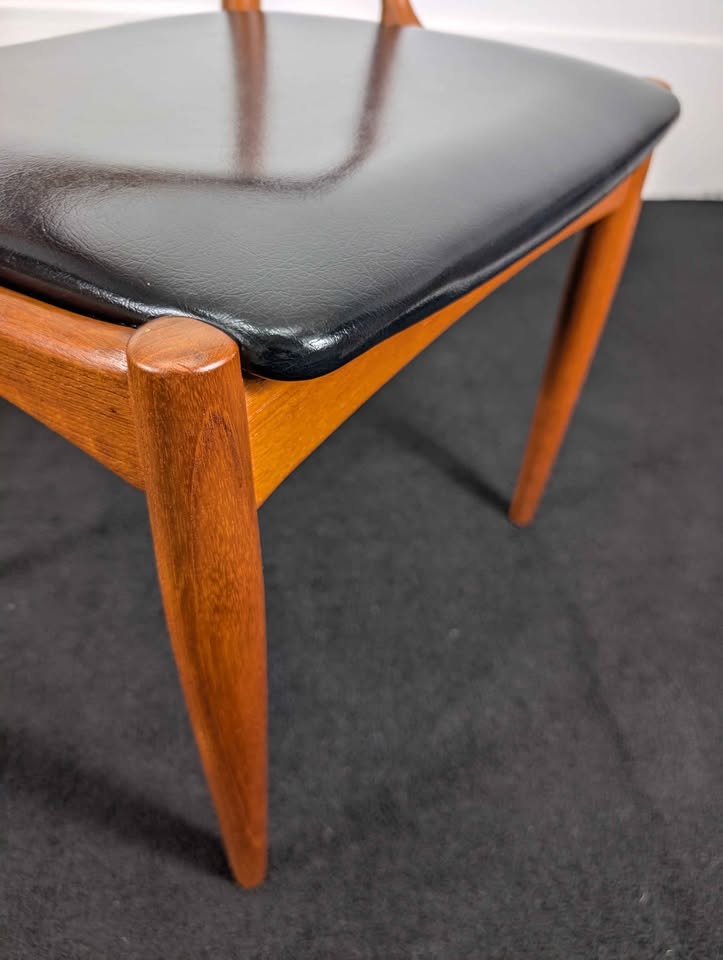 Danish Teak Model 16 Chairs by Johannes Andersen for Uldum
