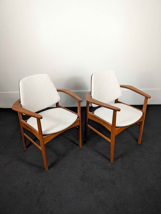 Danish Modern Pair of Teak Chairs by Arne Hovmand Olsen
