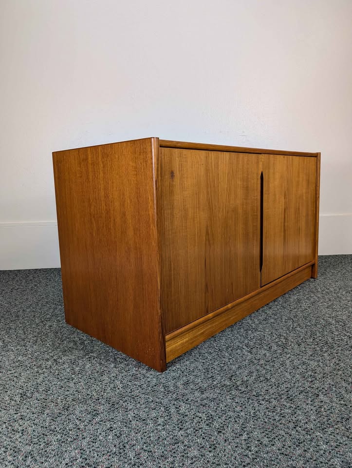 Danish Modern Hundevad Style Teak China & Credenza