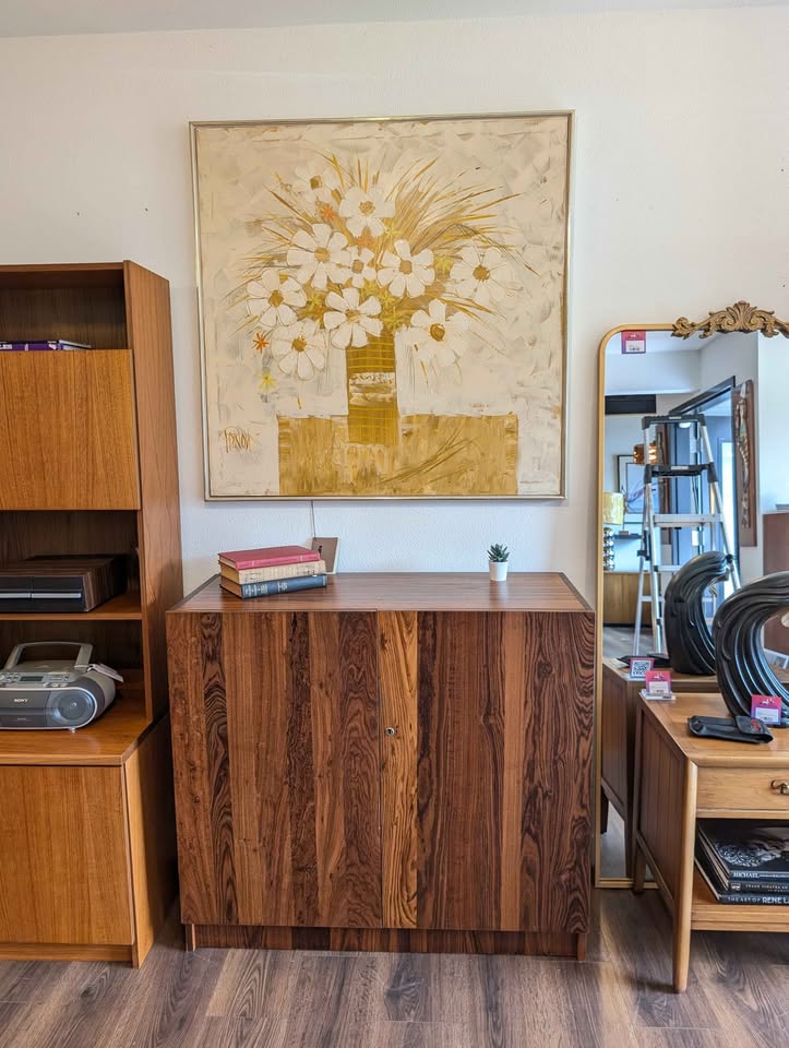 Large MCM Daisies Original Artwork by Lee Reynolds for Vanguard Studios