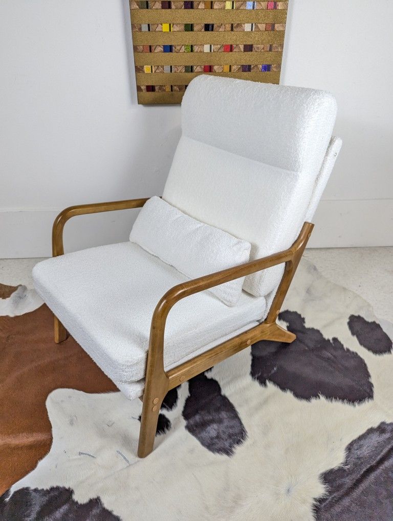 New MCM Style Bright White Boucle Comfy Lounge Chair