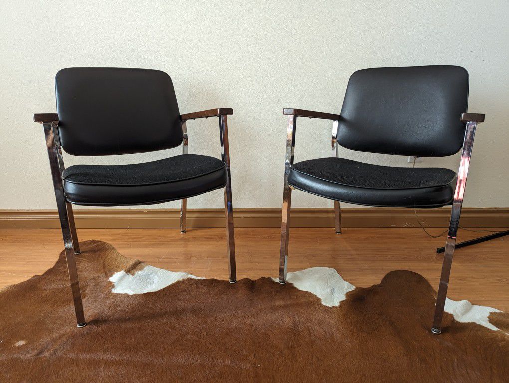 Pair Mid Century Modern Black Chrome Tanker Desk Lounge Office Chairs
