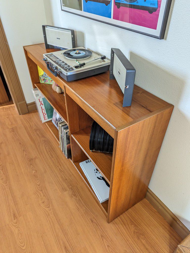 Vintage Danish Modern Teak Record Player Stand / MCM Bookshelf Display
