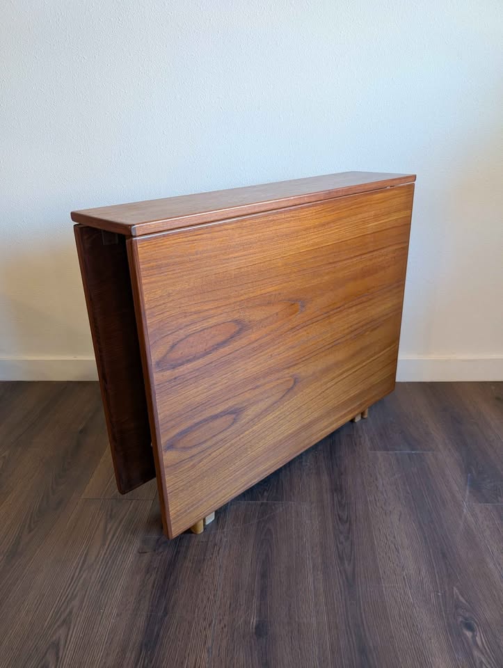 MCM Scandinavian Teak Drop-Leaf Dining Table by Bendt Winge