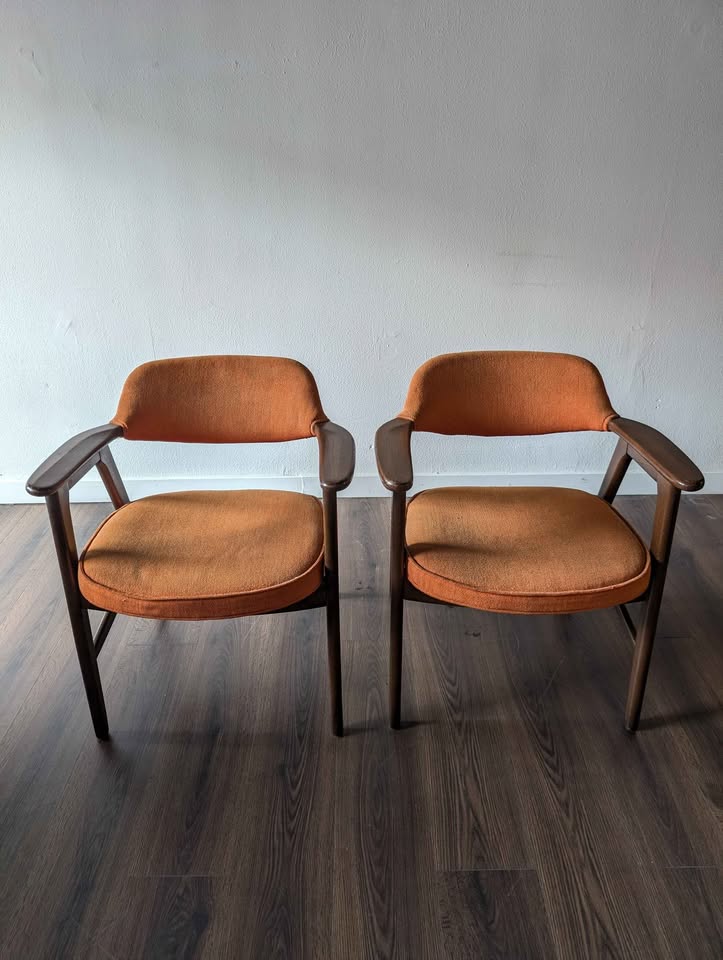 Pair of MCM Scandinavian Style Paoli Lounge Chairs