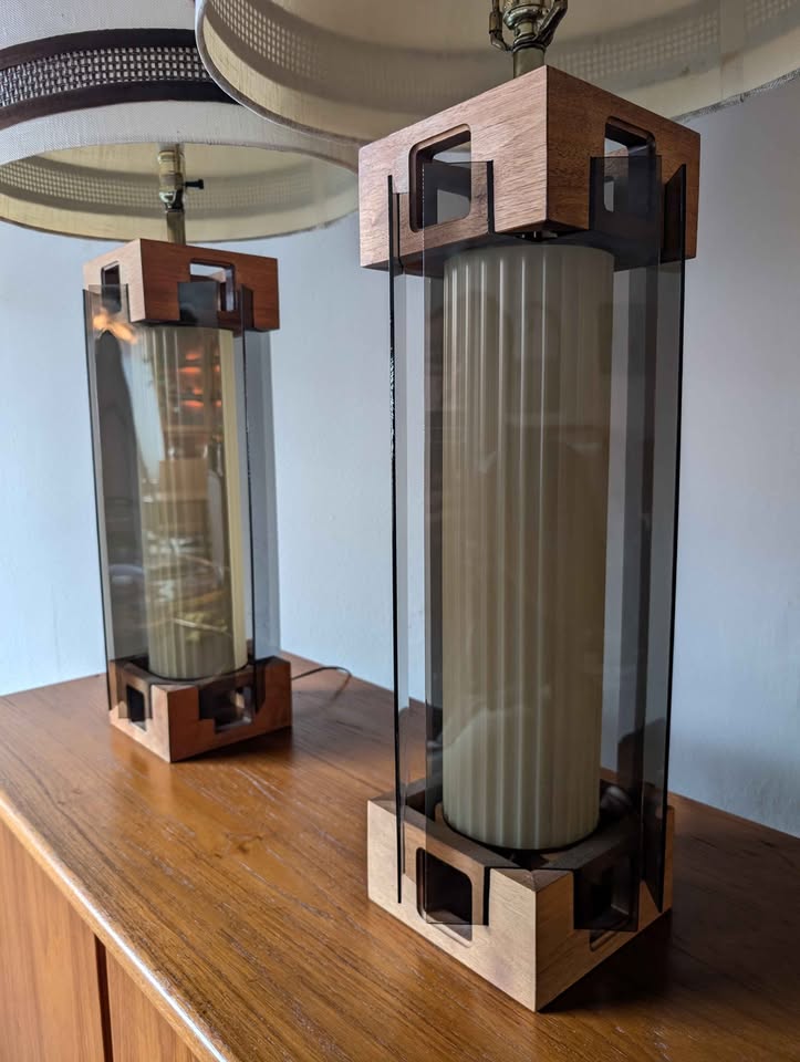 Pair of MCM Lucite & Walnut Lamps by Nova of California