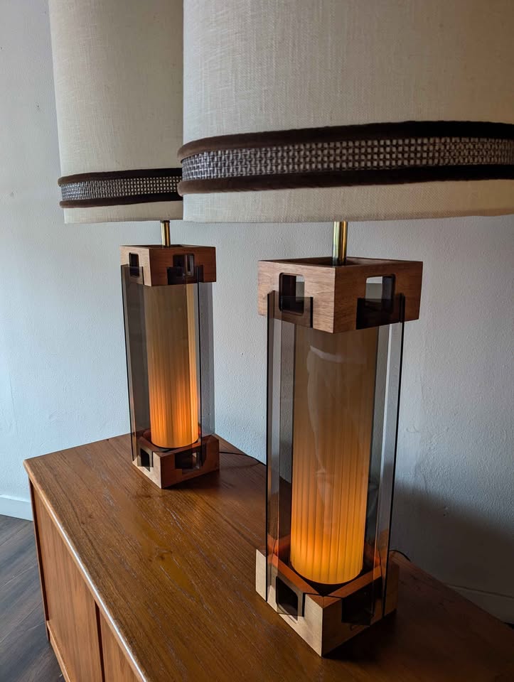 Pair of MCM Lucite & Walnut Lamps by Nova of California