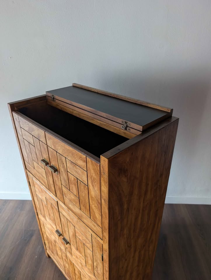 MCM Woodbriar Collection Light Up Bar Cabinet by Drexel
