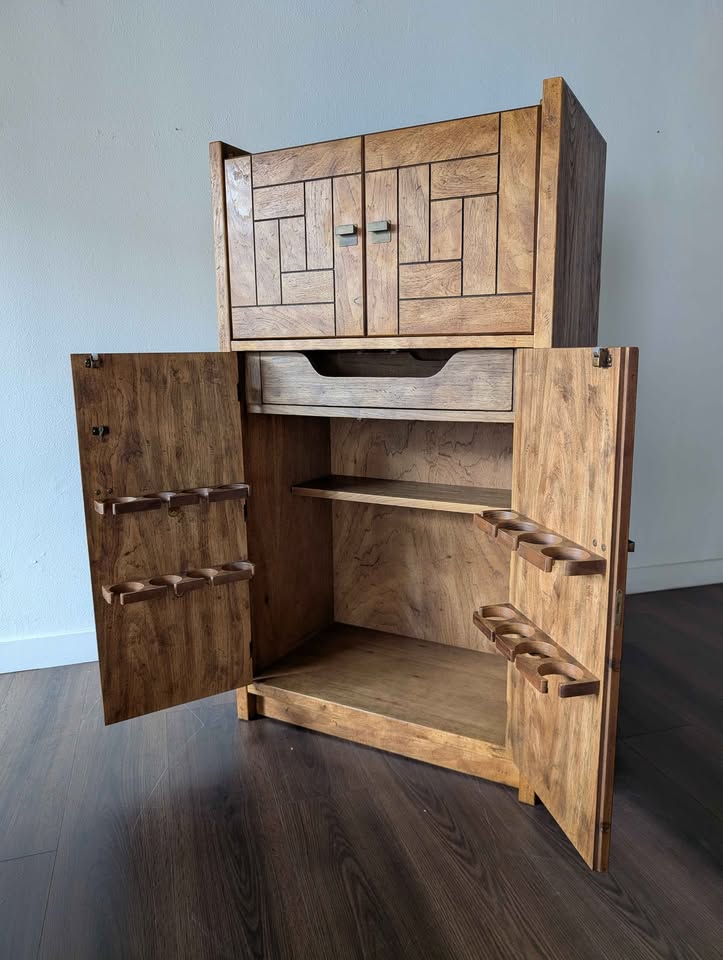 MCM Woodbriar Collection Light Up Bar Cabinet by Drexel
