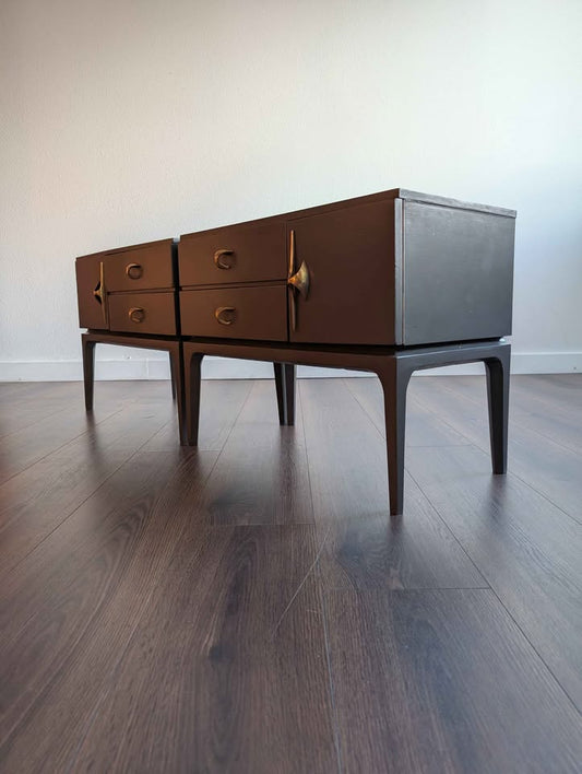 MCM Pair Nightstands Amazing Hardware