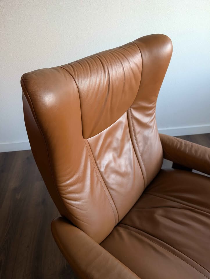 Ekornes Stressless Large Scandinavian Recliner