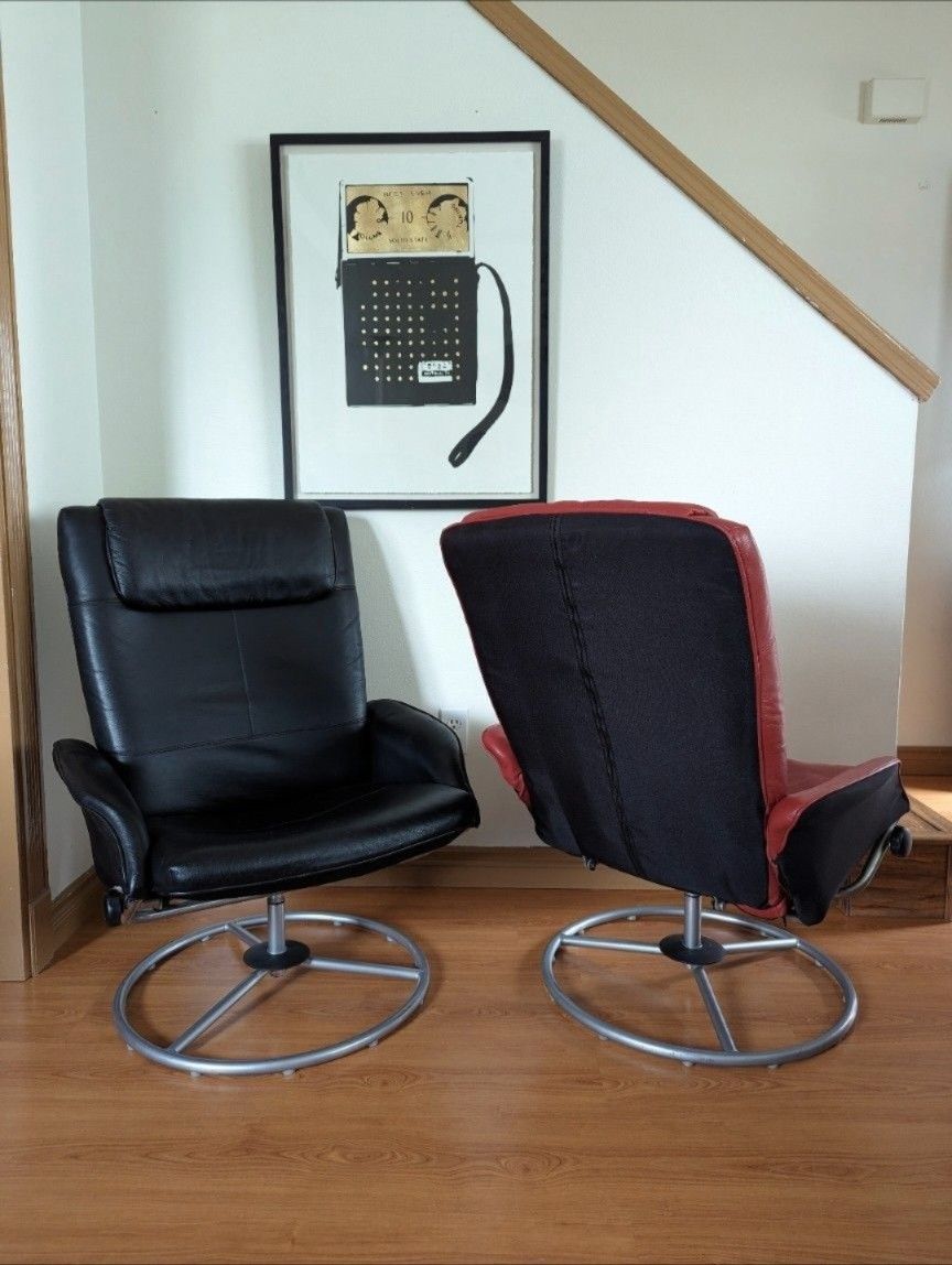 Pair of Vintage Ekornes Stressless Style Black & Red Leather Lounge Chair Recliners by IKEA