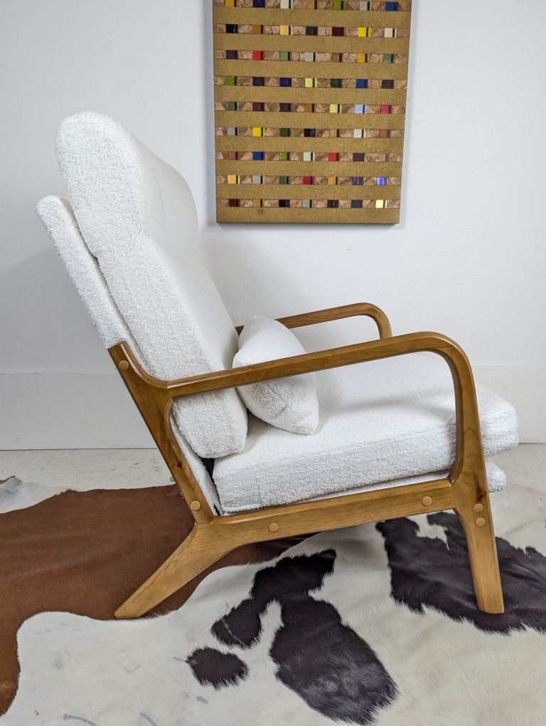 New MCM Style Bright White Boucle Comfy Lounge Chair
