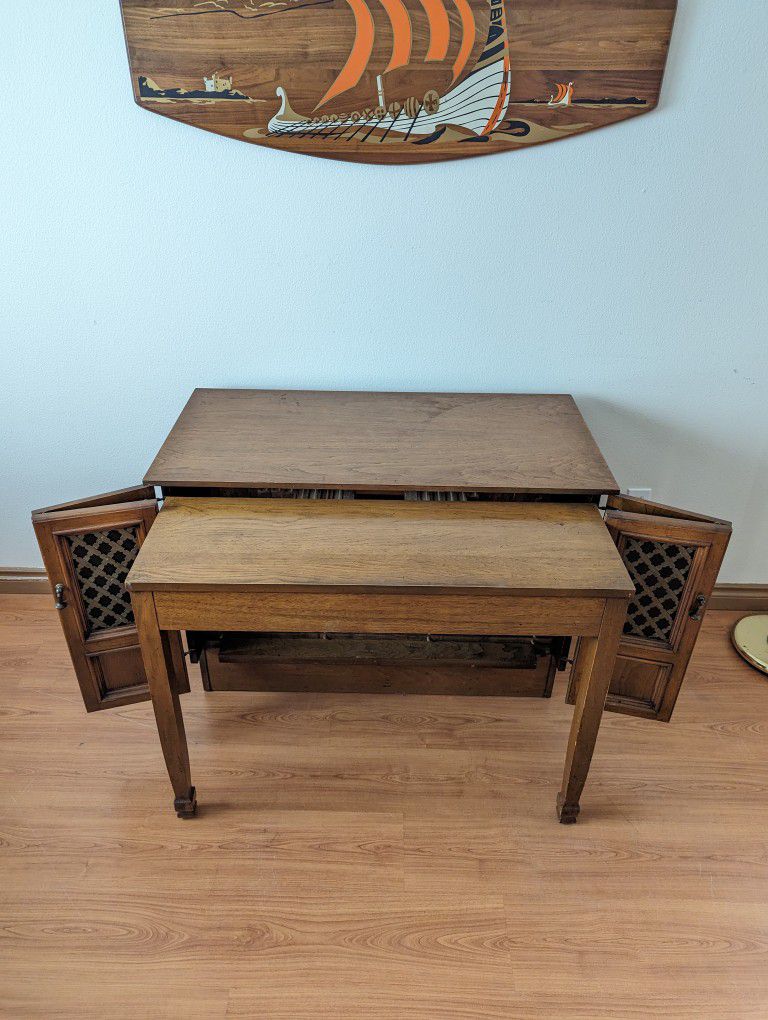 Mid Century Vintage Drexel Esperanto Expanding 6 Leaf Dining Table