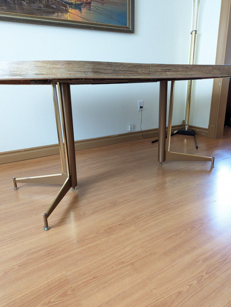 MCM Atomic Dining Table Set w/ 4 Gold Crushed Velvet Rolling Chairs
