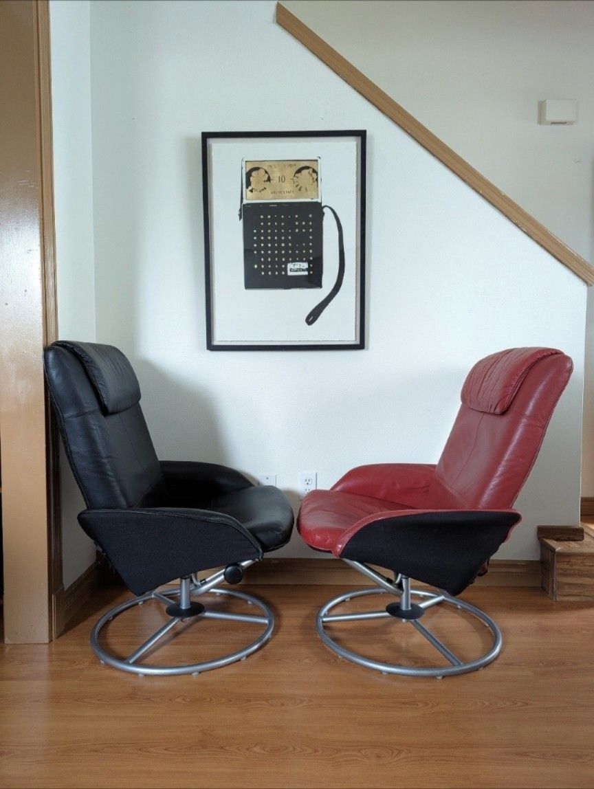 Pair of Vintage Ekornes Stressless Style Black & Red Leather Lounge Chair Recliners by IKEA