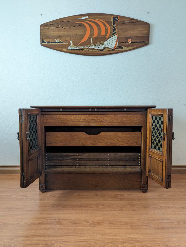 Mid Century Vintage Drexel Esperanto Expanding 6 Leaf Dining Table